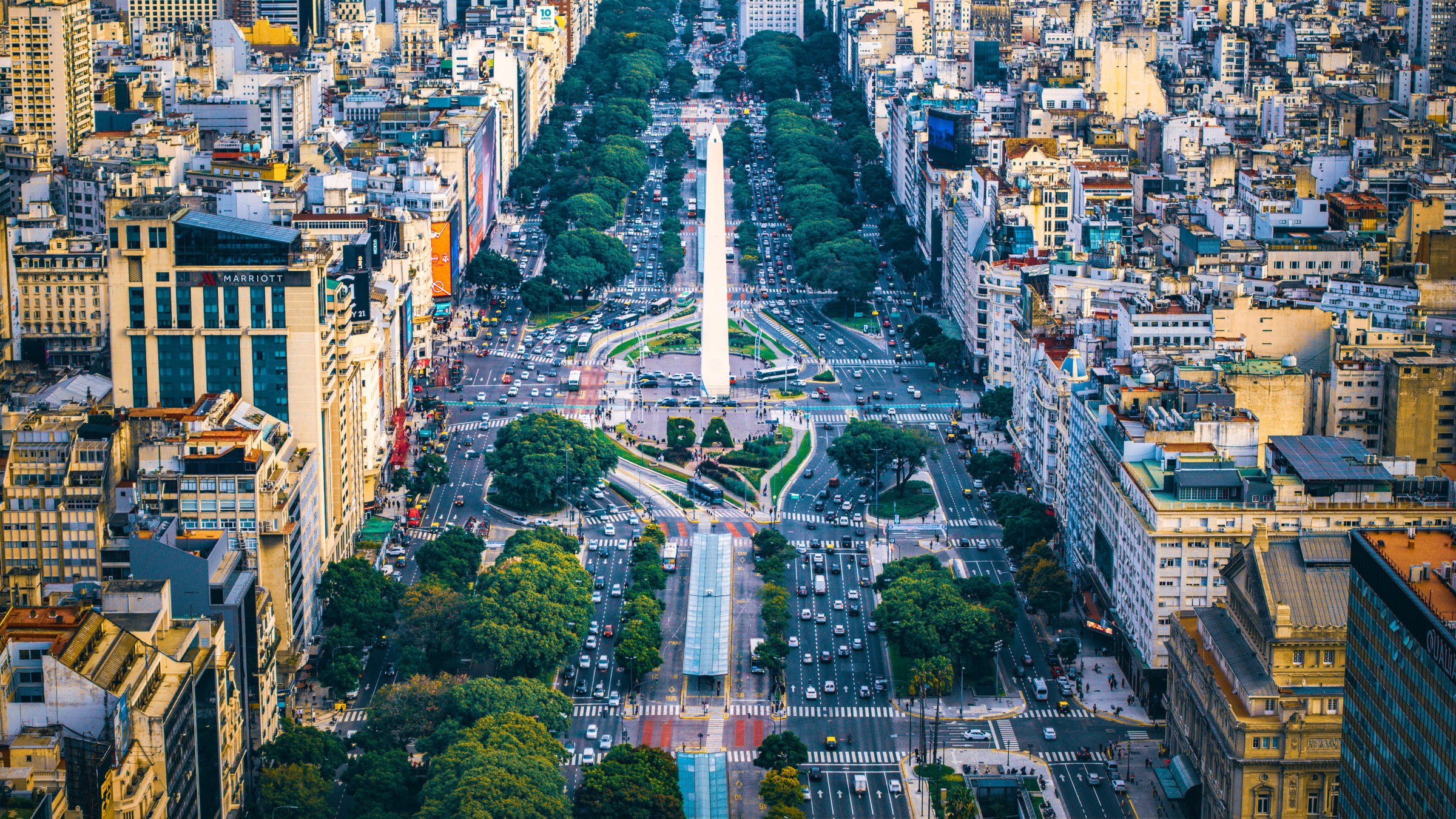 Avenida 9 de Julho, fotografia fine art de Marcello Martins em Buenos Aires, Argentina